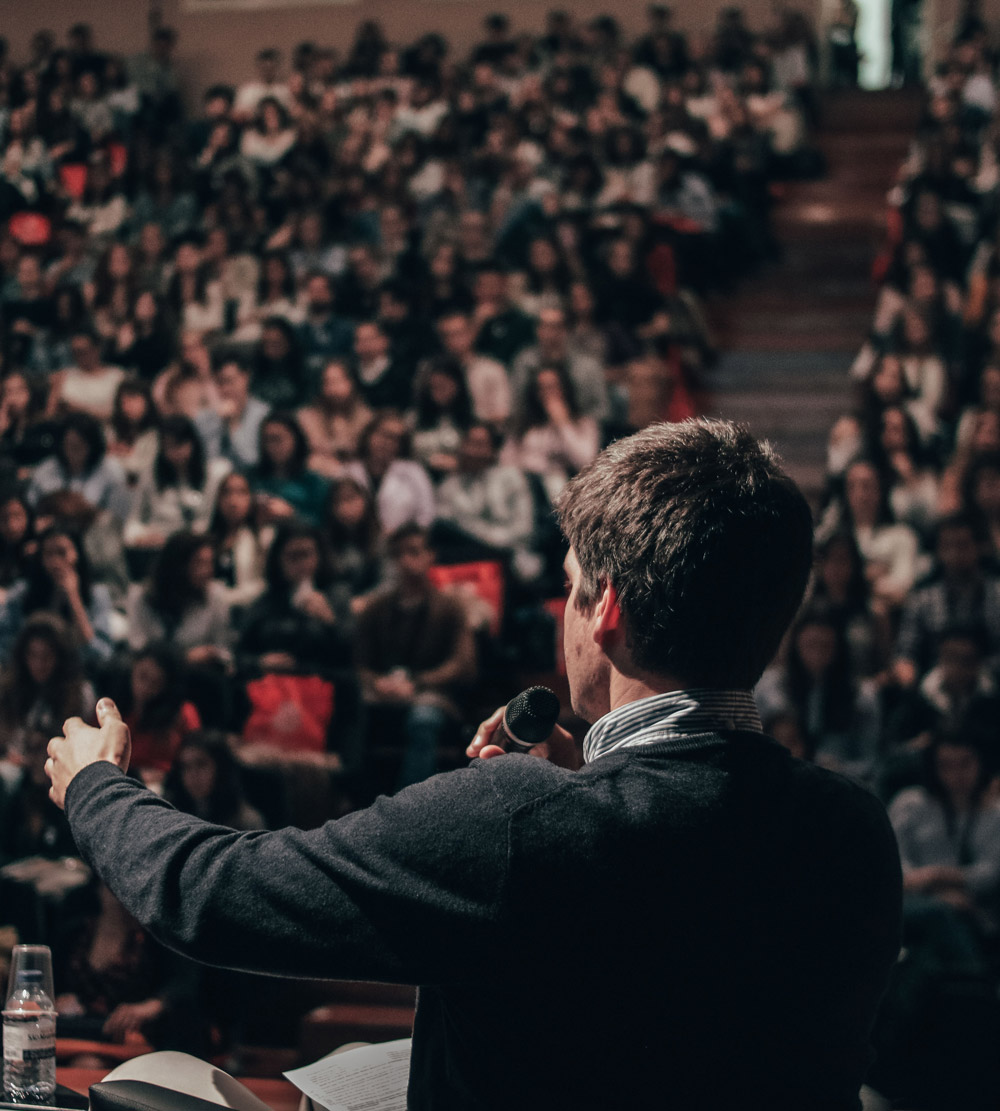 How to book the perfect motivational speaker